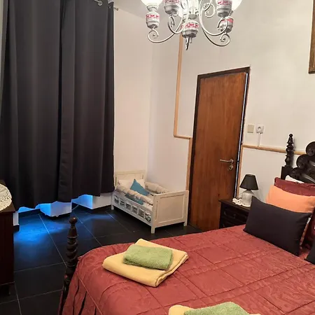 Beautiful 3-bed House In In The Center Dom wakacyjny *