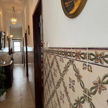 Beautiful 3-bed House In In The Center Tavira