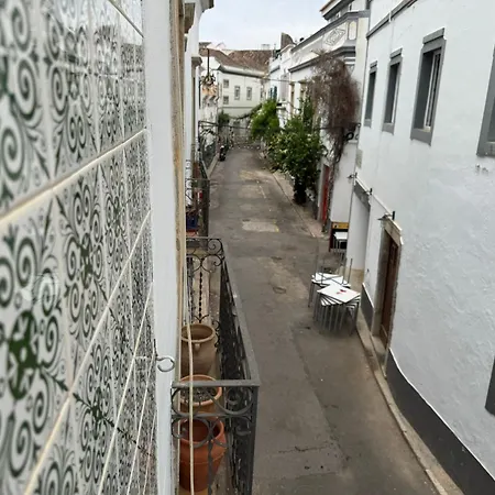 Σπίτι διακοπών Beautiful 3-bed House In In The Center