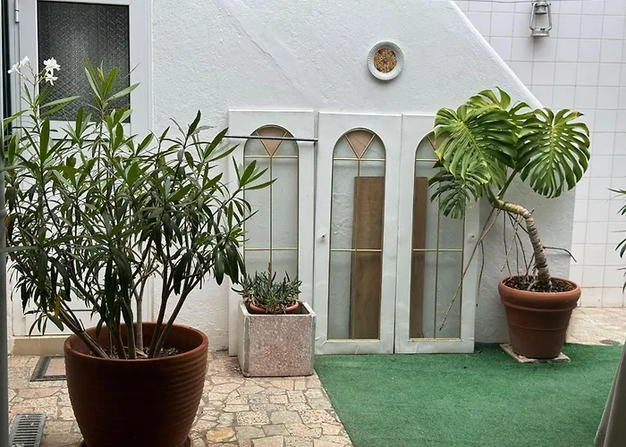 בית נופש Beautiful 3-bed House In In The Center