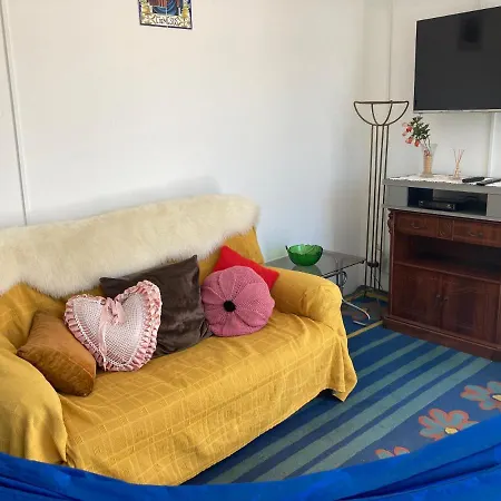 Beautiful 3-bed House In In The Center Holiday home