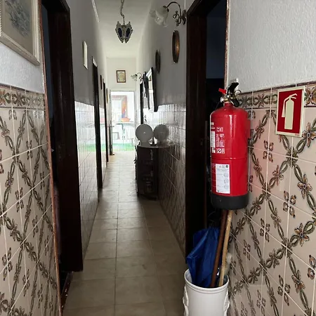 Beautiful 3-bed House In In The Center * تافيرا