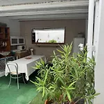 Beautiful 3-bed House In In The Center *