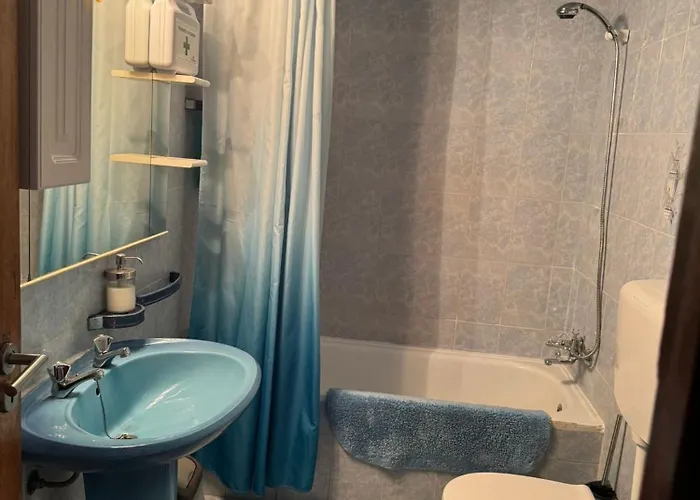 Beautiful 3-bed House In In The Center Ferienhaus *