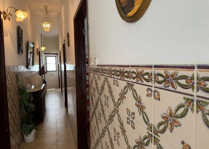 Beautiful 3-bed House In In The Center Tavira